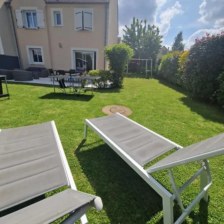 Maison Familiale Proche Roissy Cdg Et Asterix Tatil Evi Moussy-le-Neuf